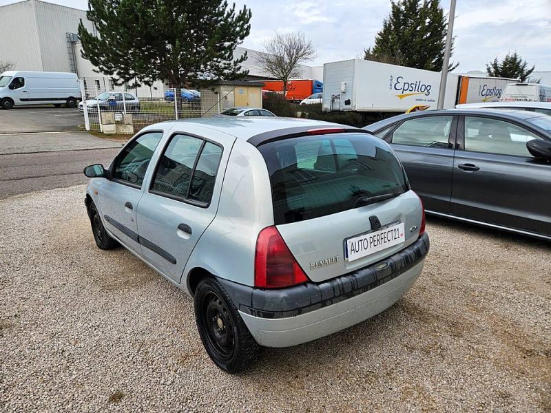 RENAULT CLIO 1998