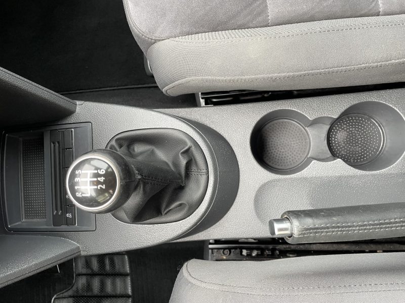 VOLKSWAGEN TOURAN GARANTIE 12 MOIS 2010