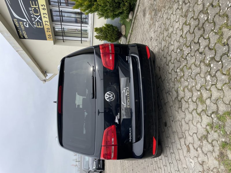 VOLKSWAGEN TOURAN GARANTIE 12 MOIS 2010