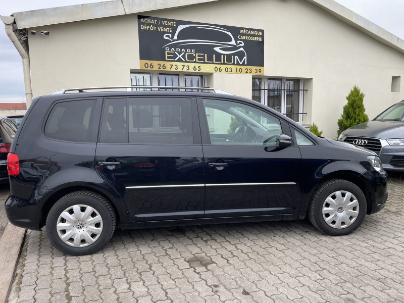 VOLKSWAGEN TOURAN GARANTIE 12 MOIS 2010