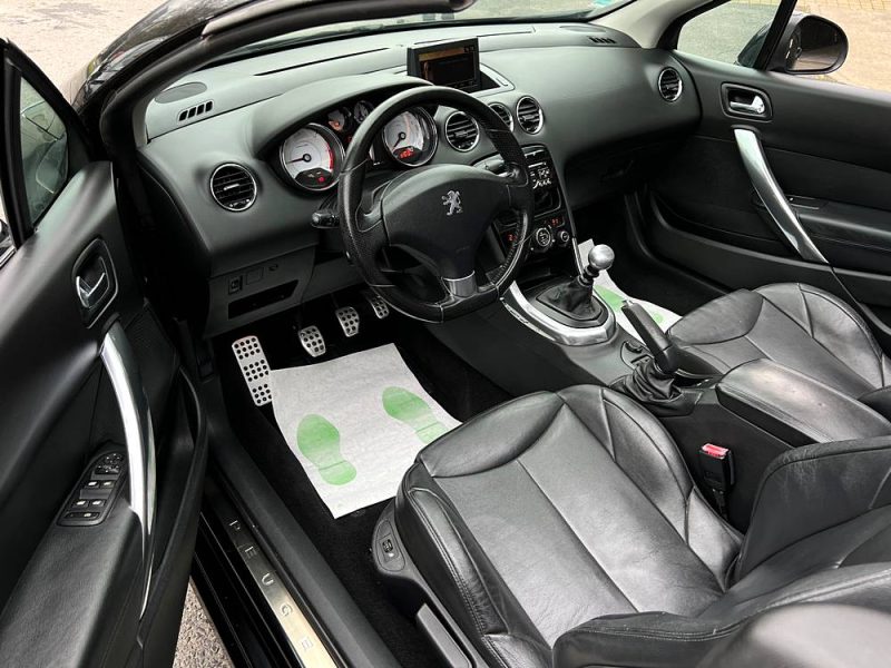PEUGEOT 308 CC CABRIOLET FELINE 2.0 HDI 140 CUIR GPS BLUETOOTH 79 600 Kms CRIT AIR 2 - GARANTIE 1 AN
