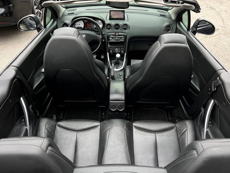 PEUGEOT 308 CC CABRIOLET FELINE 2.0 HDI 140 CUIR GPS BLUETOOTH 79 600 Kms CRIT AIR 2 - GARANTIE 1 AN