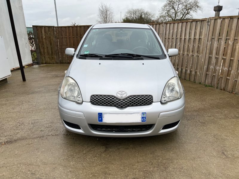 TOYOTA Yaris 1.0 VVT-i Sol