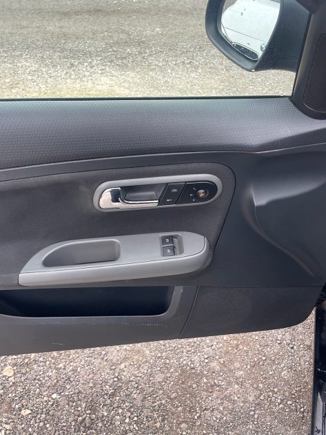 SEAT IBIZA III 1.4 86Ch