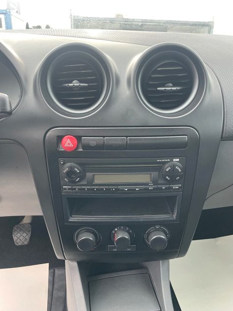 SEAT IBIZA III 1.4 86Ch