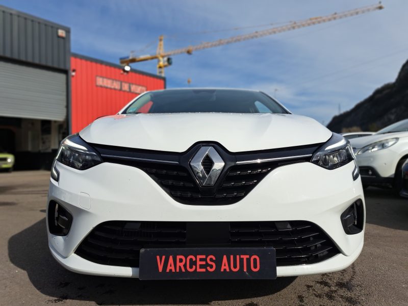 RENAULT CLIO 2023