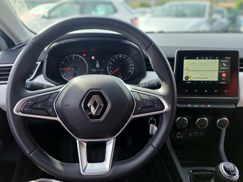 RENAULT CLIO 2023