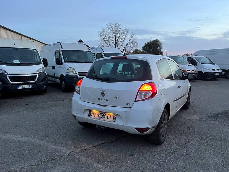 RENAULT CLIO SOCIÉTÉ 