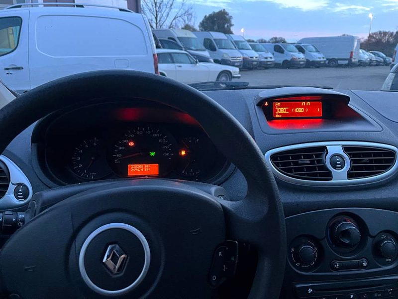 RENAULT CLIO SOCIÉTÉ 