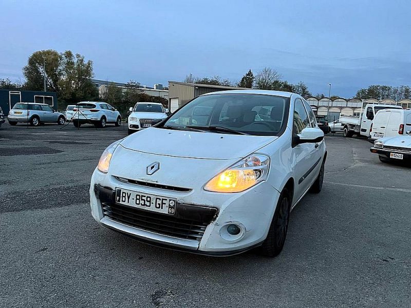 RENAULT CLIO SOCIÉTÉ 
