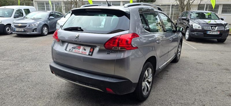 Peugeot 2008 1.6 e-HDi 92ch Allure BMP6, *Crit'Air 2*, *Boîte automatique*