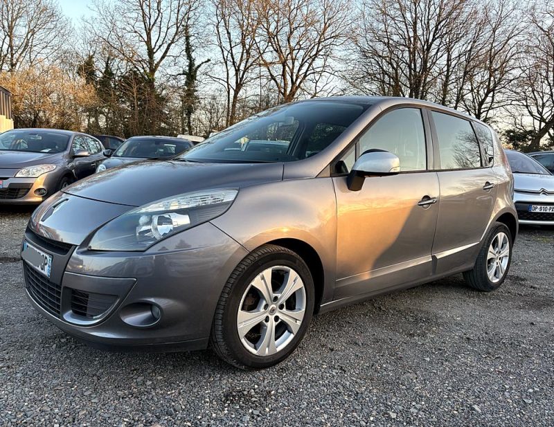 RENAULT MEGANE SCENIC 2010