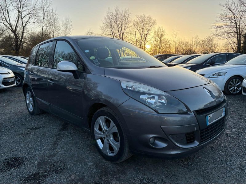 RENAULT MEGANE SCENIC 2010