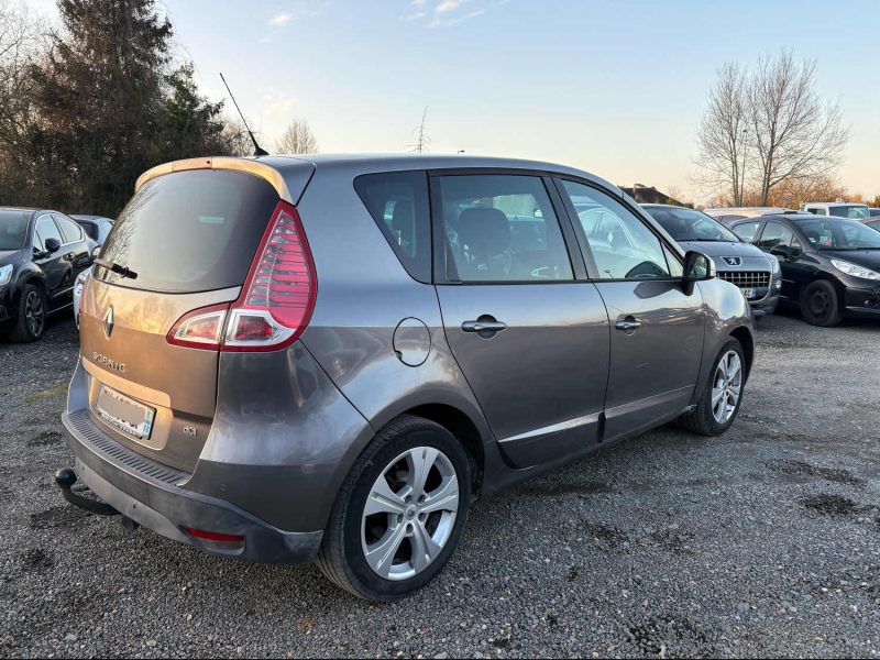 RENAULT MEGANE SCENIC 2010