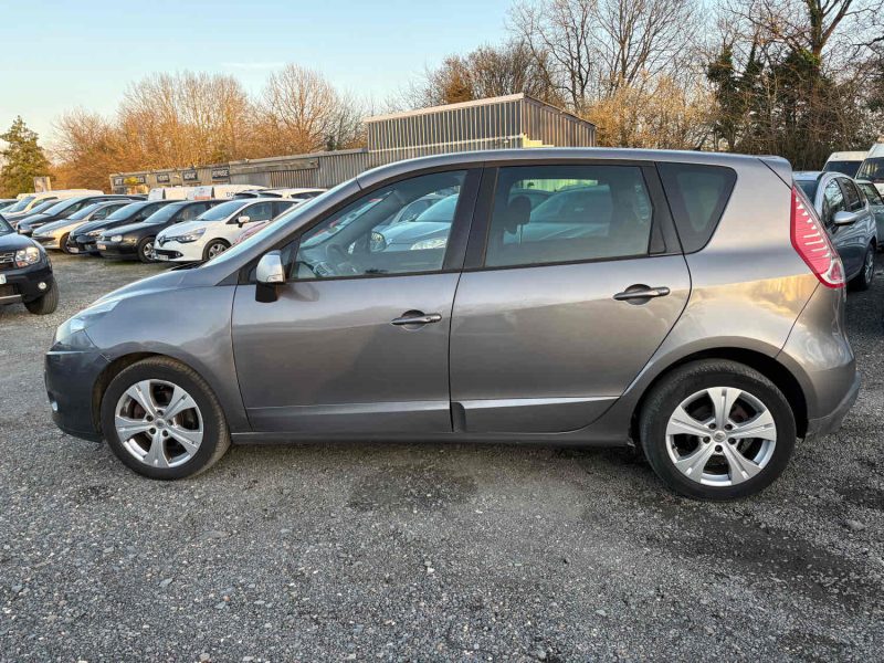 RENAULT MEGANE SCENIC 2010