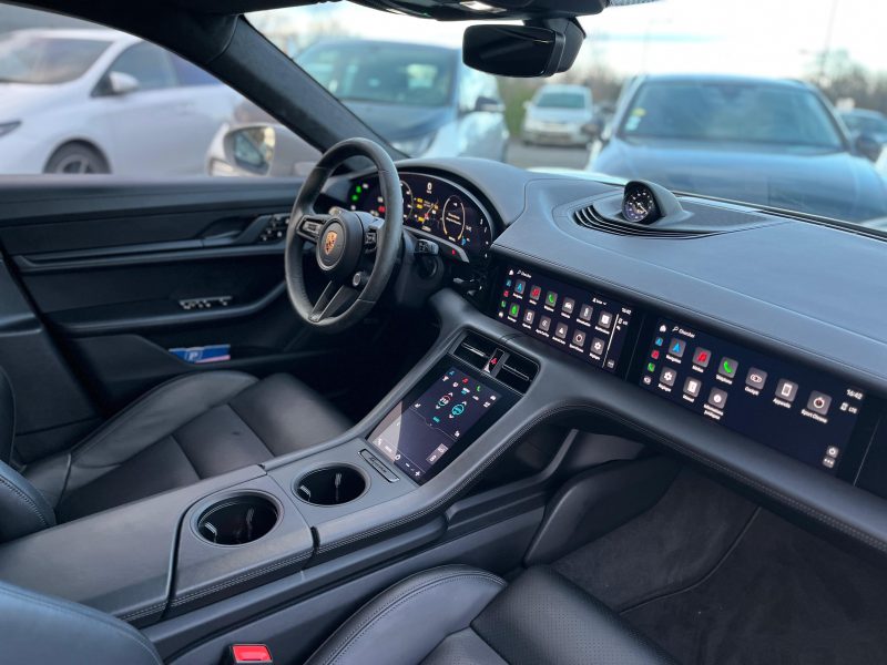 PORSCHE TAYCAN TURBO CROSS TURISMO 680ch