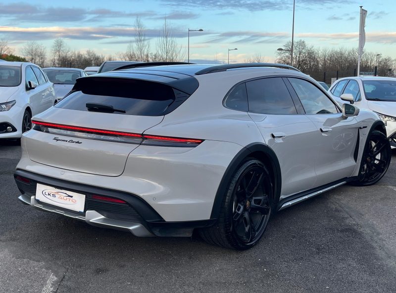 PORSCHE TAYCAN TURBO CROSS TURISMO 680ch