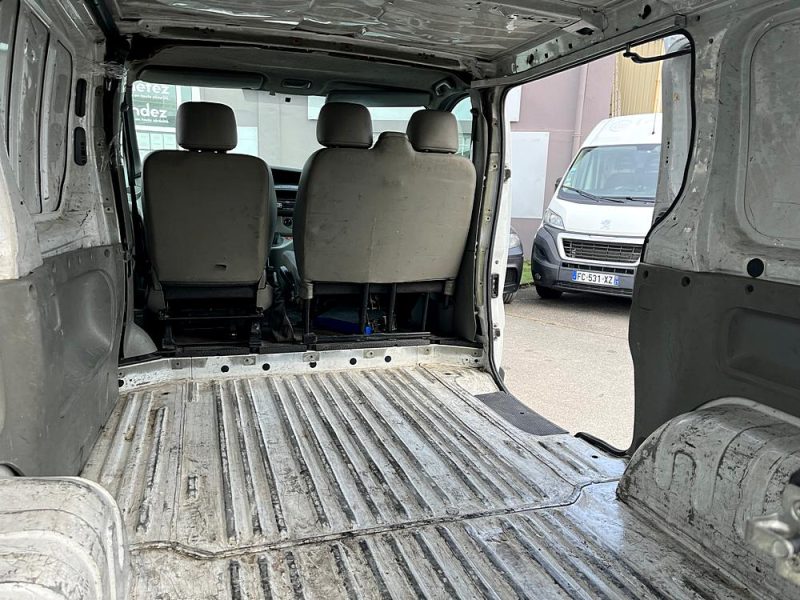 RENAULT TRAFIC II Camionnette 2005