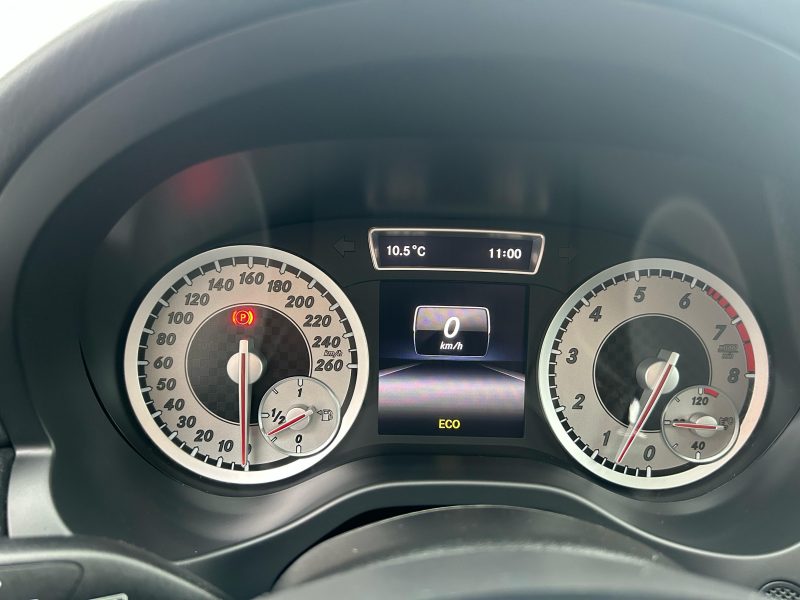 MERCEDES-BENZ  CLASSE A 2013