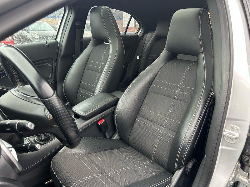 MERCEDES-BENZ  CLASSE A 2013