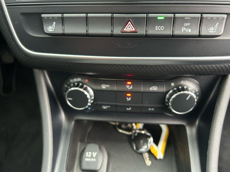 MERCEDES-BENZ  CLASSE A 2013