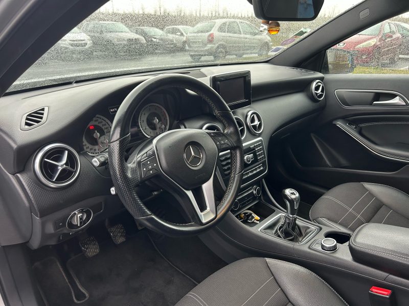 MERCEDES-BENZ  CLASSE A 2013