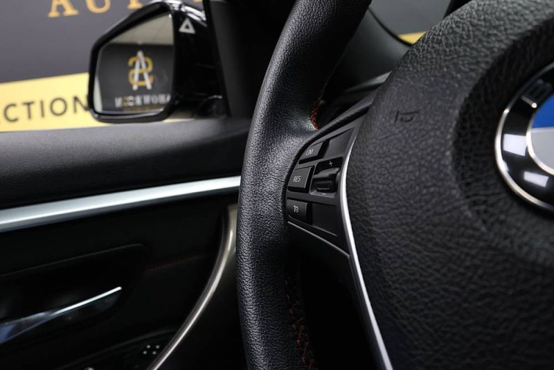 BMW Série 4 Gran Coupé (F36) 2.0 418d 143 - Sport