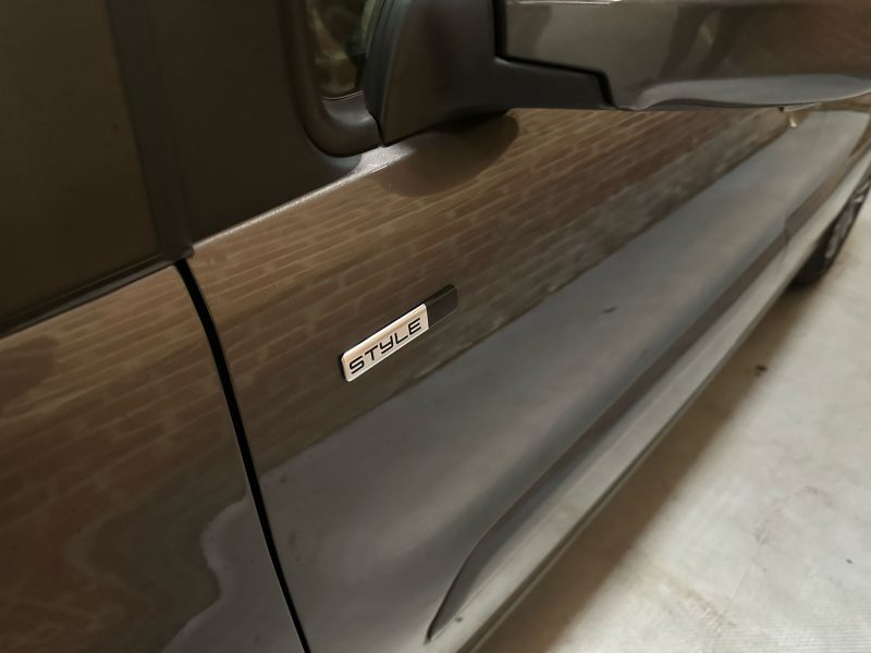 PEUGEOT PARTNER TEPEE 1.6 eHDi 100cv Style 2015