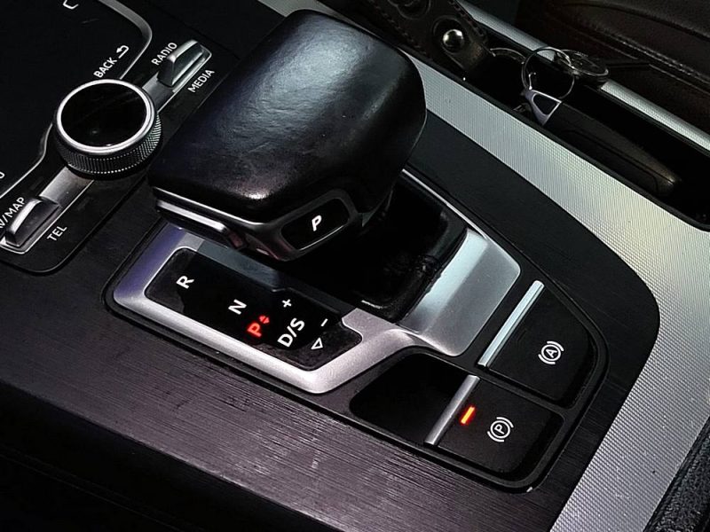 AUDI Q5 II 2.0 TDI 190cv Design Luxe Quattro S-Tronic7