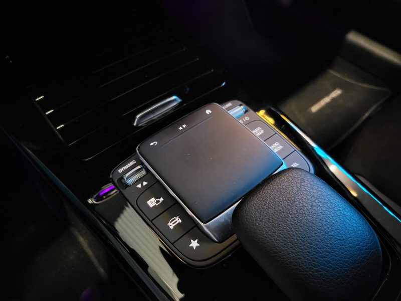 MERCEDES CLASSE A 200 AMG LINE 163cv 7G-DCT / SHADOW LINE + ENTRETIEN MERCEDES + PREMIERE MAIN /