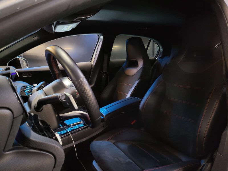 MERCEDES CLASSE A 200 AMG LINE 163cv 7G-DCT / SHADOW LINE + ENTRETIEN MERCEDES + PREMIERE MAIN /