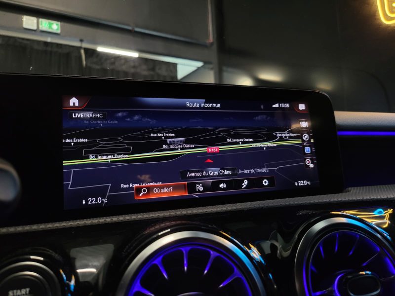 MERCEDES CLASSE A 200 AMG LINE 163cv 7G-DCT / SHADOW LINE + ENTRETIEN MERCEDES + PREMIERE MAIN /