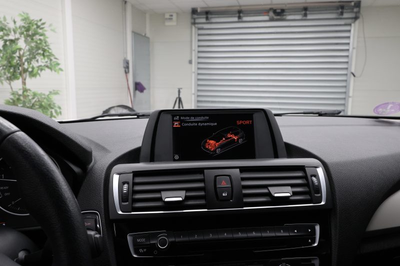 B.M.W. Série 1 2015