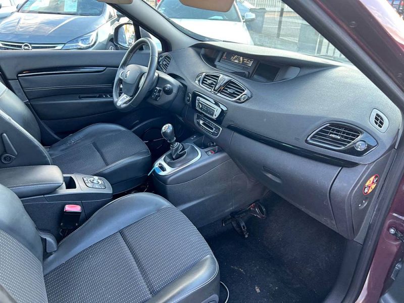 RENAULT GRAND SCENIC 2012