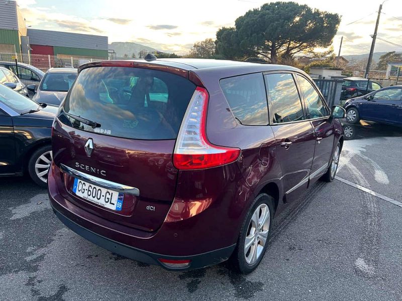 RENAULT GRAND SCENIC 2012