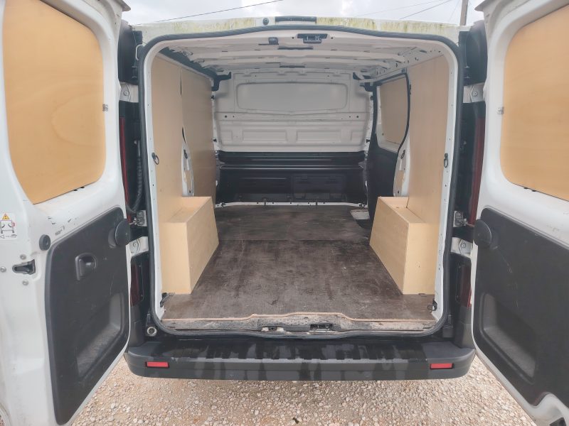 RENAULT TRAFIC L1H1 2.0 DCI 130 CV  2021