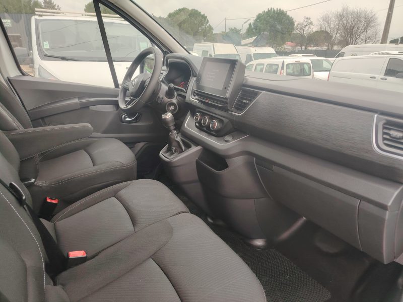 RENAULT TRAFIC L1H1 2.0 DCI 130 CV  2021