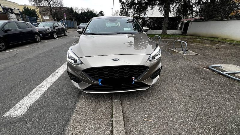 FORD FOCUS 1.5 EcoBoost 150 ST-Line
