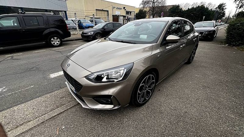 FORD FOCUS 1.5 EcoBoost 150 ST-Line