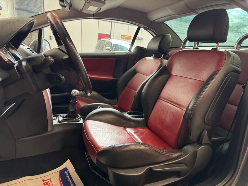 PEUGEOT 207 CC  1.6 HDi 110 SPORT 