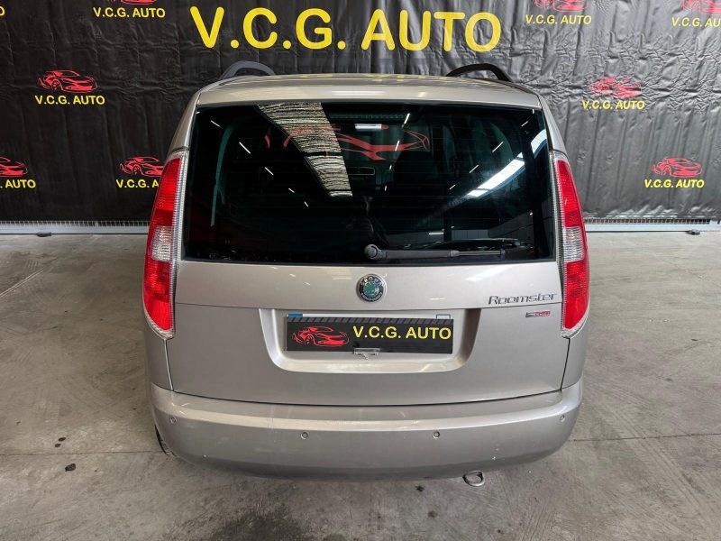 SKODA ROOMSTER  1.9 TDI 105 Confort 
