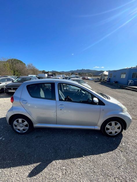 TOYOTA AYGO 1.0 68Cv