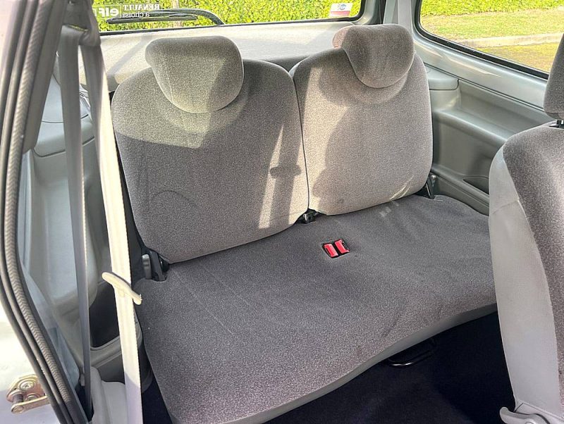 RENAULT TWINGO PRIVILEGE 1.2 16V