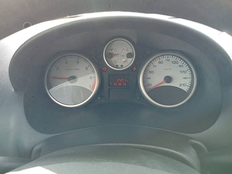 PEUGEOT 206+ Trendy 1.1e 60ch