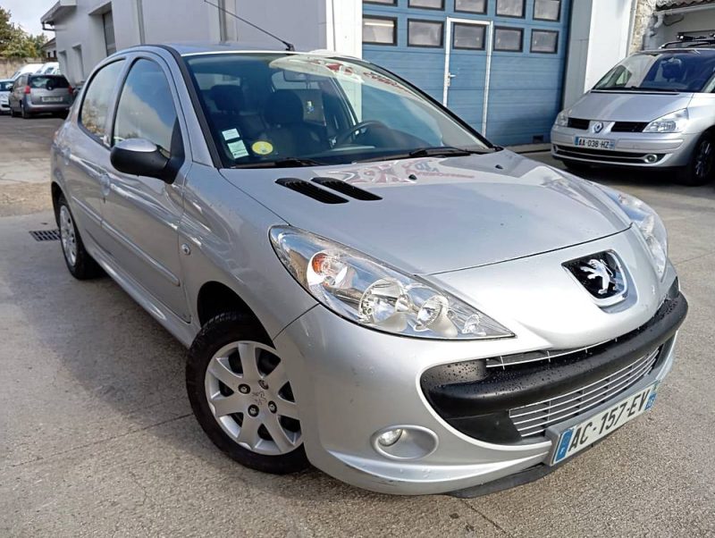 PEUGEOT 206+ Trendy 1.1e 60ch