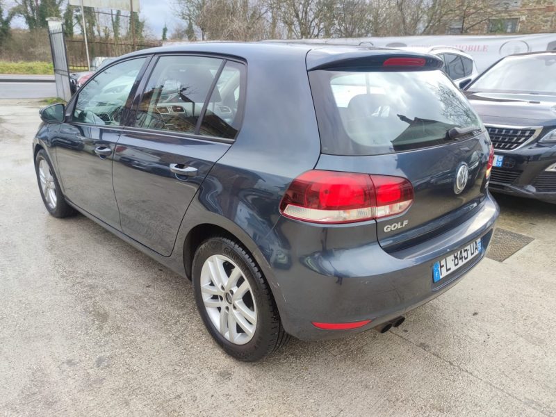VOLKSWAGEN GOLF Confortline DSG7 1.4 TSI 160