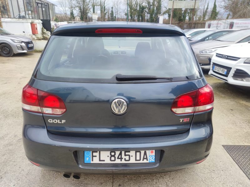 VOLKSWAGEN GOLF Confortline DSG7 1.4 TSI 160