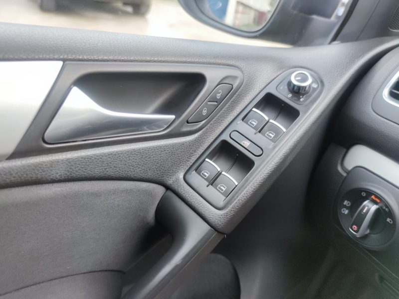 VOLKSWAGEN GOLF Confortline DSG7 1.4 TSI 160