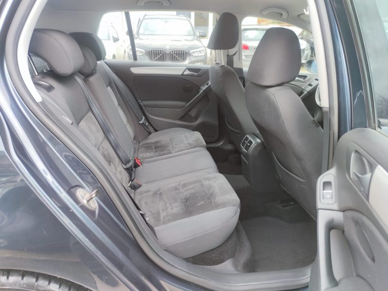 VOLKSWAGEN GOLF Confortline DSG7 1.4 TSI 160