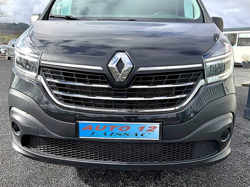 RENAULT TRAFIC 2,0 BLUE-DCI 120 CV UTILITAIRE AMÉNAGÉ 